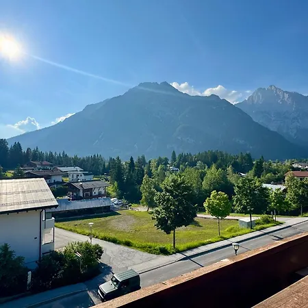 Neunerhof Apartamento *